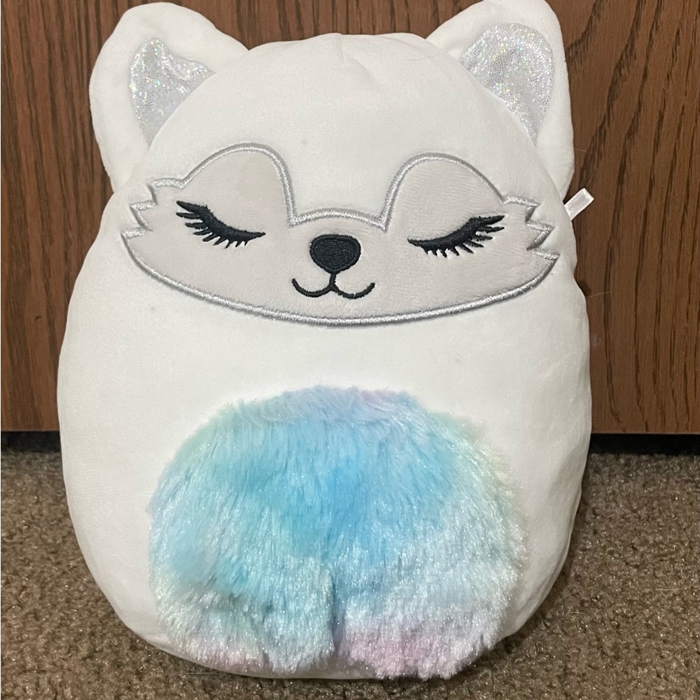 Gracelynn The Winter Fox Squishmallow
